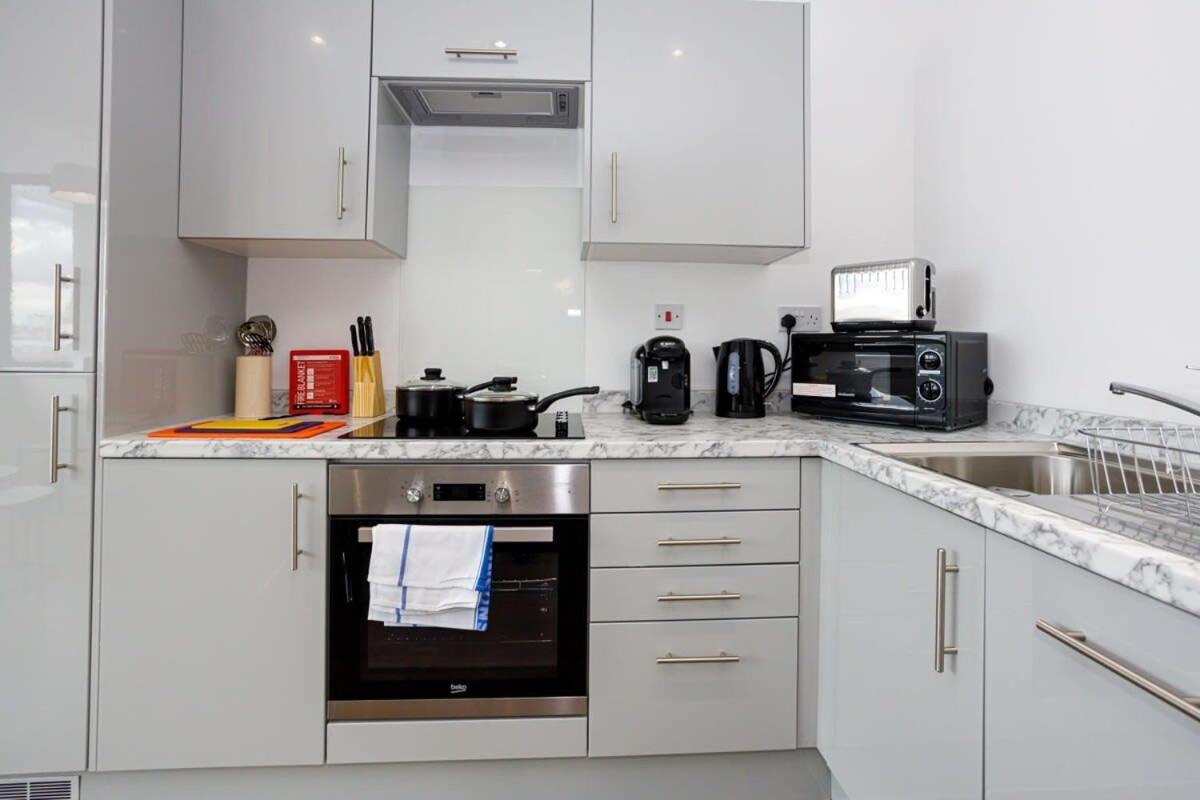 Charming Studio Apartment In Central Ливърпул Екстериор снимка
